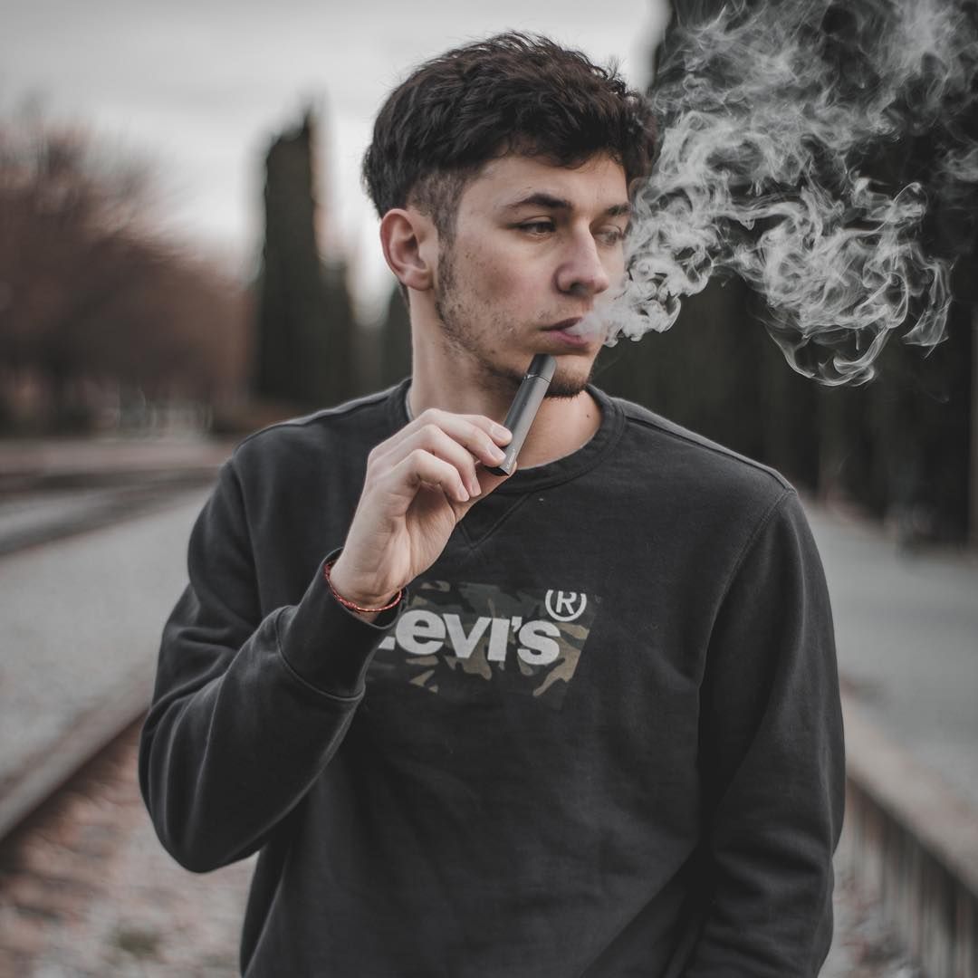 How-Vapes-Work-A-Comprehensive-Guide ByronVapes